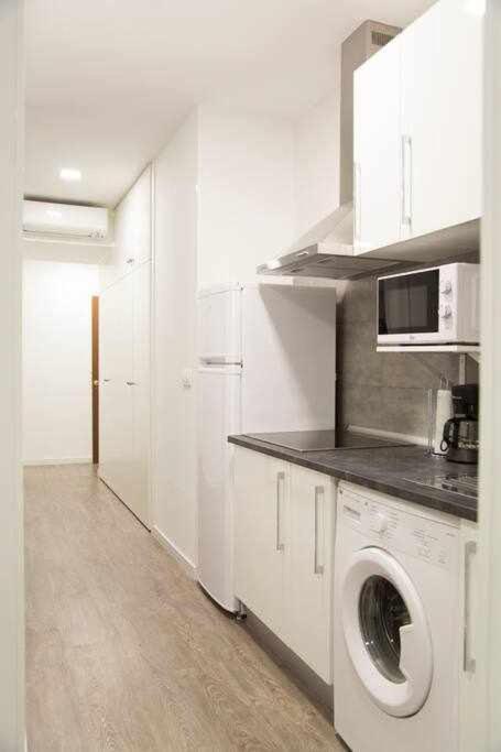 Comodo Y Agradable Estudio En Madrid Centro A2 Exteriör bild
